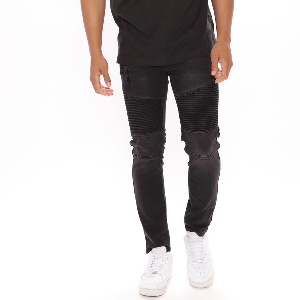 FashionNovaMen Black Moto Distressed Jeans